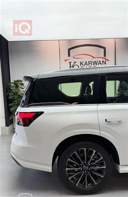 إنفينيتي QX80